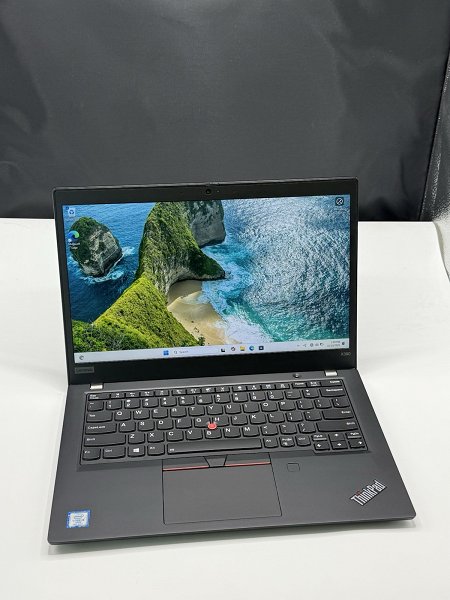 LENOVO THINKPAD X390 I Core i5-8265U 1.60 GHz I 256 GB NVME SSD 8 GB DDR4 I 13.3" Intel HD 620 I teclado ESPAÑOL retroiluminado